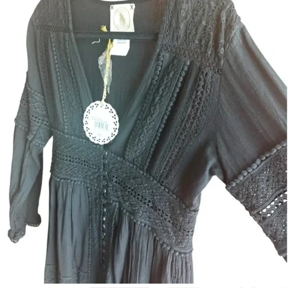 Chic Black Long Sleeve Dress - Picture 5 of 11